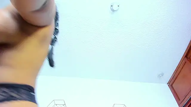 nahomygrey_ - Nahomygrey_'s free webcam - UK Sex Cams