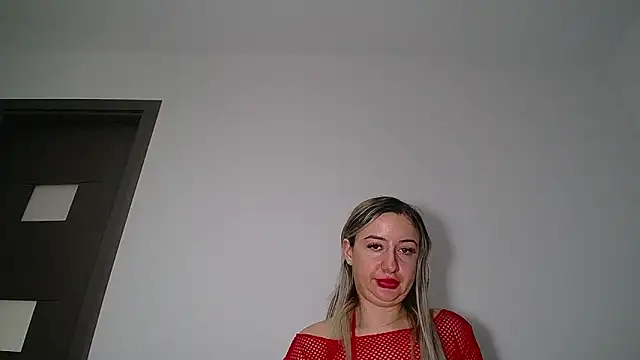 julianna68 - Julianna68's free webcam - UK Sex Cams