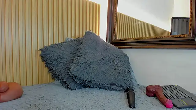 Annie_paradise17 webcam