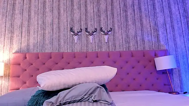 liaaturner - LiaaTurner's free webcam - UK Sex Cams