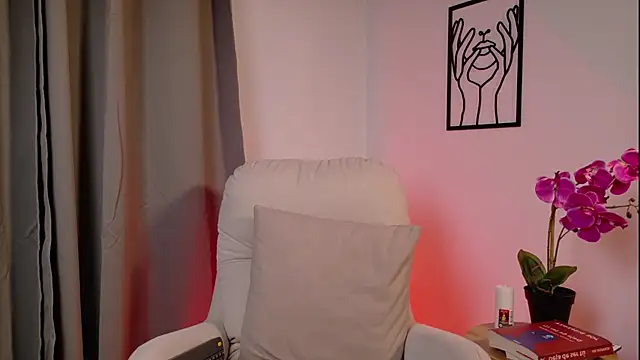 VictoriaNova_ webcam