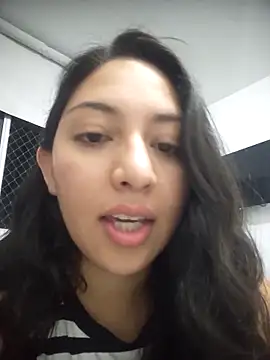 lexxagrace (F young) - Show tits