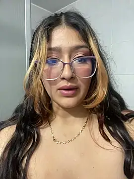 TatiJx_Pink webcam