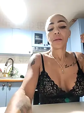 Alison_fitness webcam