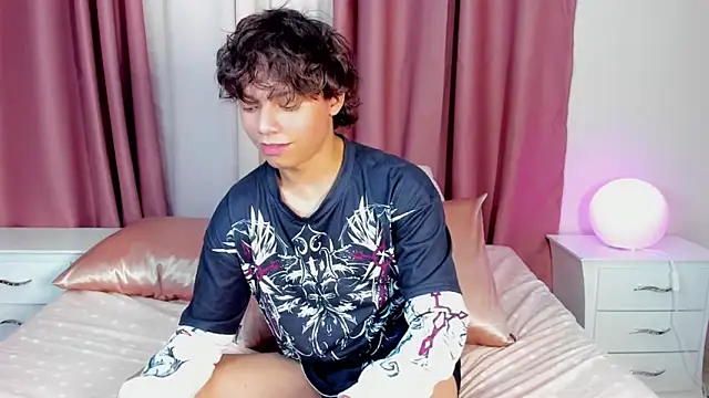 honeymoon_sariel (M twink) - jerk off to open my hole