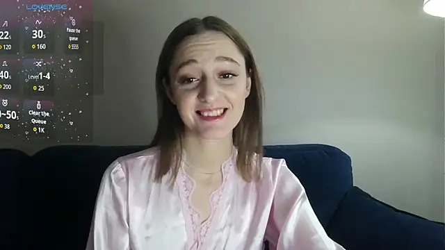 white_liillyy webcam