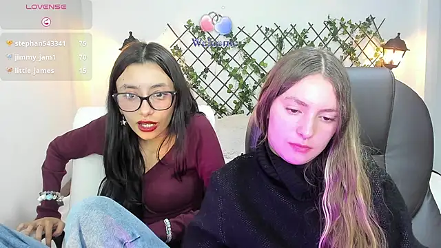 nana__rousse - Nana__rousse's free webcam - UK Sex Cams