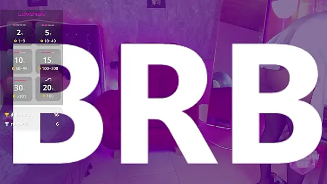 Lauren_smiles webcam