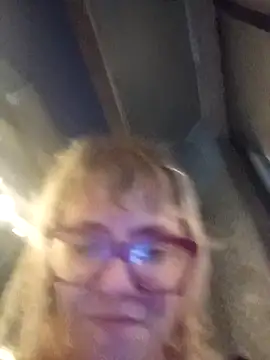 blondietami (F young) - Mostrar os Peitinhos (2 min)