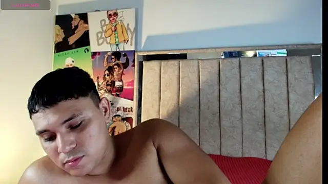 couple_lovelyds webcam