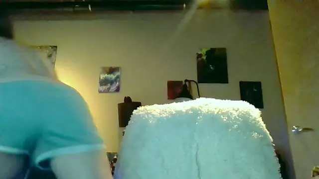 eatmeplease44 webcam