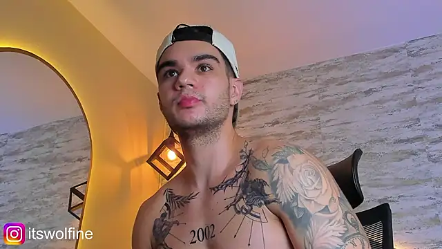 itswolfine webcam