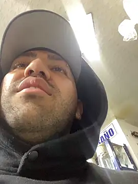 JuanZapata33 Live Webcam on Stripchat