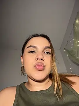 colibri_centaura (F young) - SUCK  NIPPLES