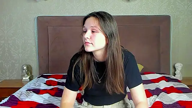 lanijanelle (F teen) - ~flirt with you while dancing~