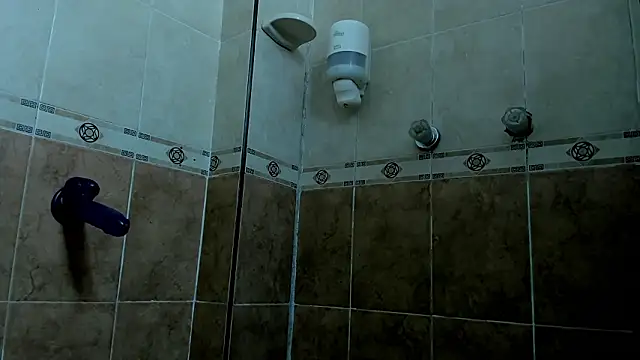 rossyalvarez (F milf) - toy 🍑 + spanking 🌶