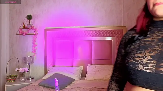 alanaodison - AlanaOdison's free webcam