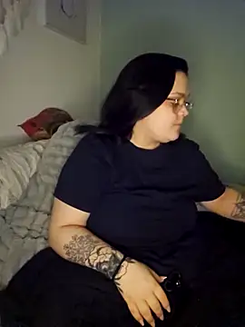 saucy-serenity (F young) - Belly play with oil