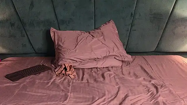 Aaron_Eze Live Webcam on Stripchat