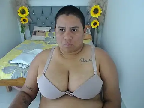 hotlesby_valery webcam