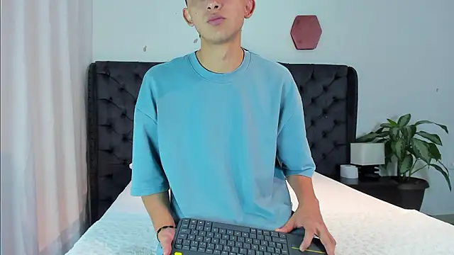 double_temptation2 webcam