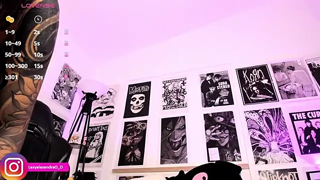 lexyjoycce (F teen) - Big Dildo Deep Inside! Let’s stretch thi