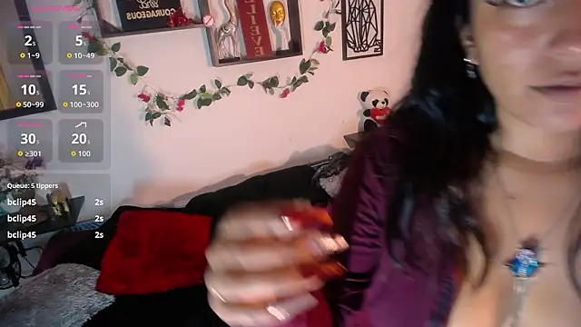 dakota_ro (F young) - get naked