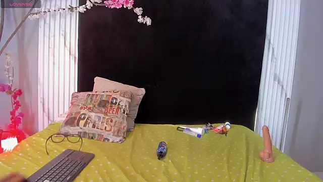 Aliyah_Brooks_cr webcam