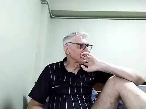 BIGUNCUTHARDCOCK webcam