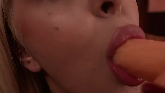 VictoriaMorrone webcam