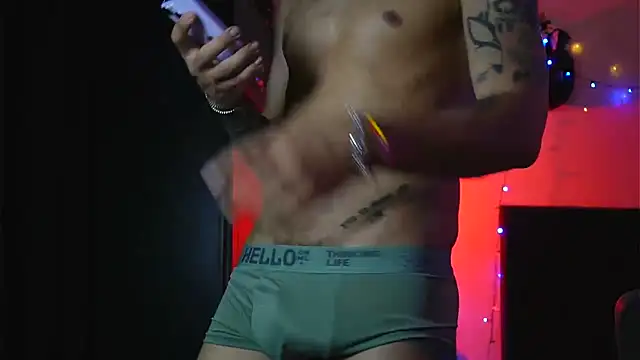 AlphaMasterXxx webcam