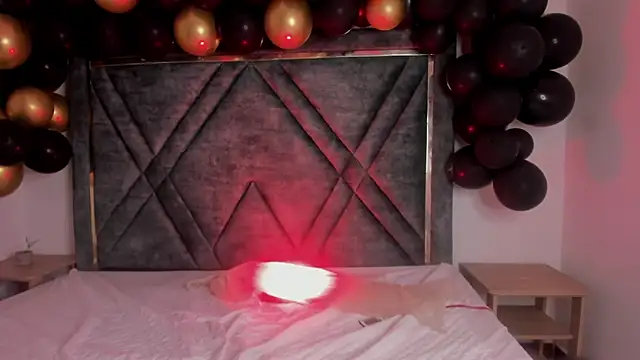 Ari_sunshine_ webcam