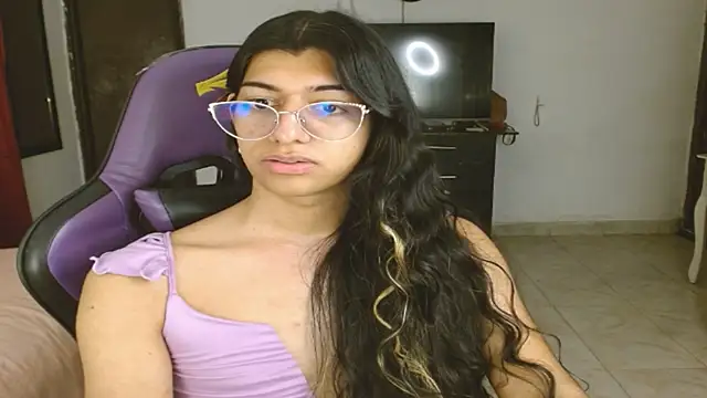 Alanni_parker webcam