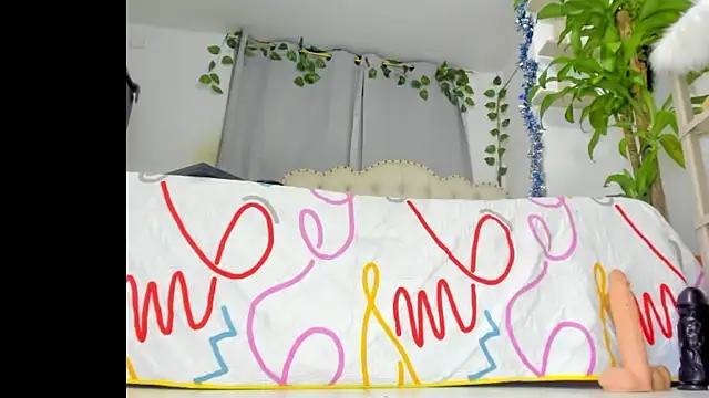 khalyn_jenner webcam