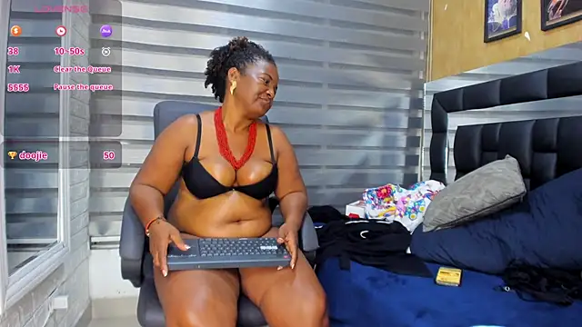 sheyla__ebony webcam