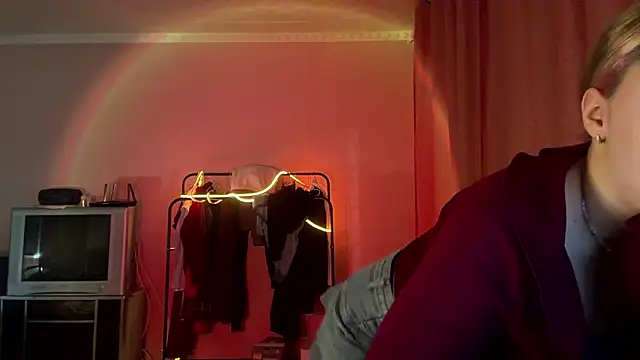 zoradearmon - ZoraDearmon's free webcam - UK Sex Cams