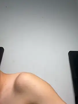 naim_theking (M twink) - show anal