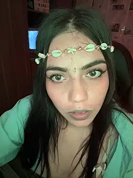 i_am_nina_ (F young) - glass dildo in pussy