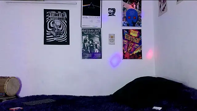 plutonbluemooon333 webcam