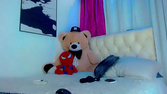 Julia_Bulette1 webcam