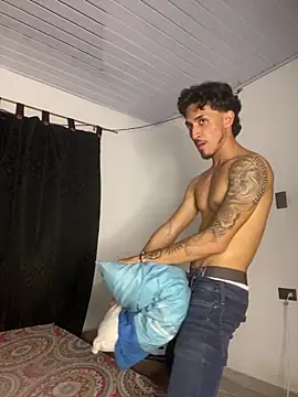 Kriss_Edwards webcam