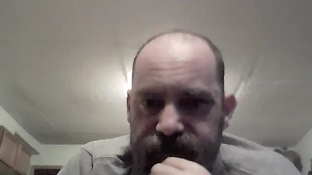 crazyheratic8 webcam