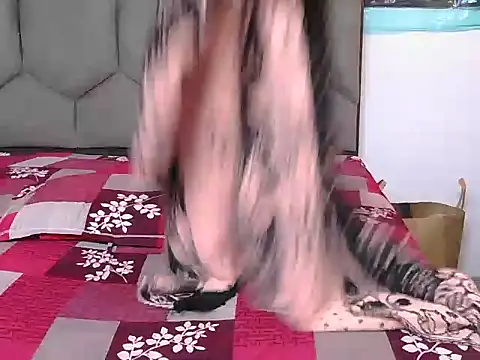 sweet_kavya (F teen) - Wear saree in public and dance for 3 min