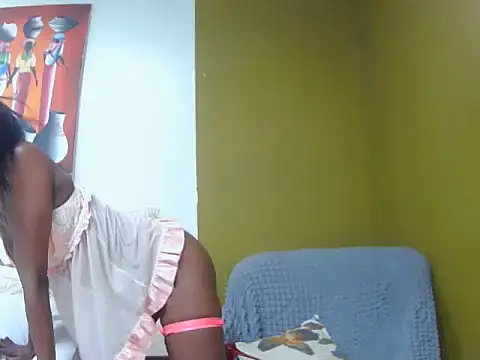 DivineEbonyGrace webcam