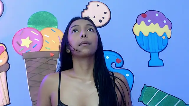 skinnysexzara18 (F teen) - 1 finger in the ass