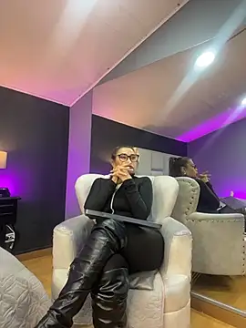 Samantha_Milf__ webcam