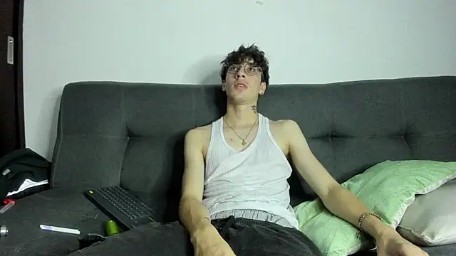 dio__morningstar - Dio__morningstar's free webcam - UK Sex Cams