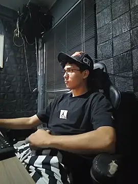 srjacobs (M twink) - remove boxer