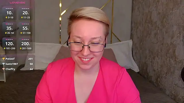 alexandragreen - AlexandraGreen's free webcam