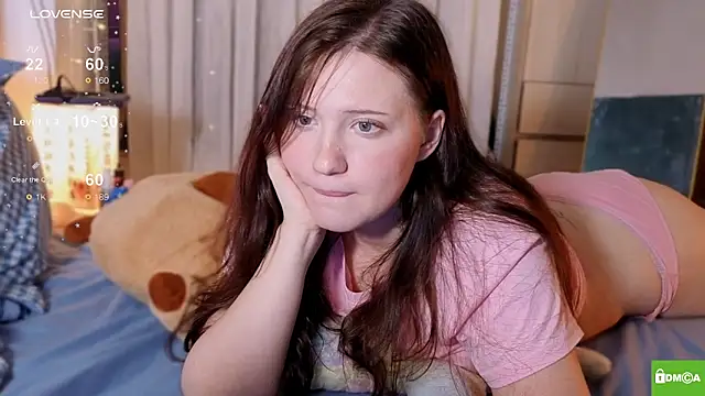 Webcam Model (HanahW)  is live.Free join now!